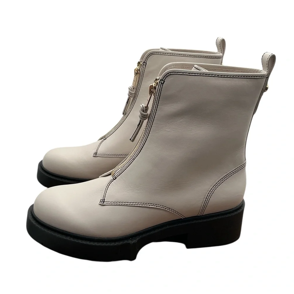 NWT Coach Liza Cream Ankle Boots with Black Soles‎ size 10B